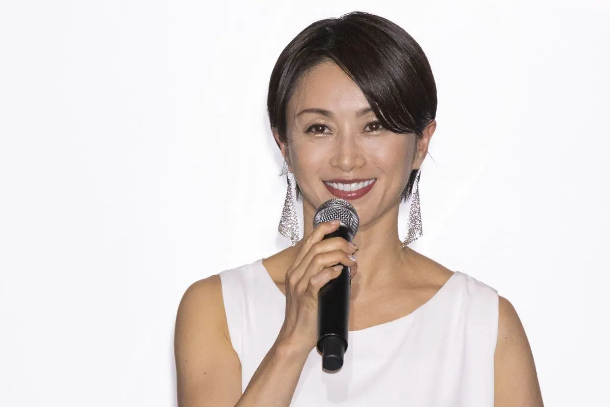 酒井法子の生い立ちが壮絶！父親はヤクザの組長？捨て子だったって本当？